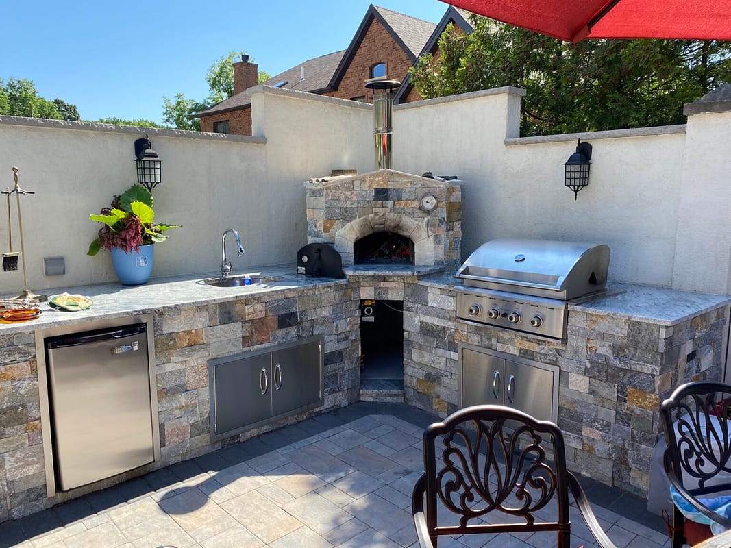 Outdoor Kitchen with Granite and Marble