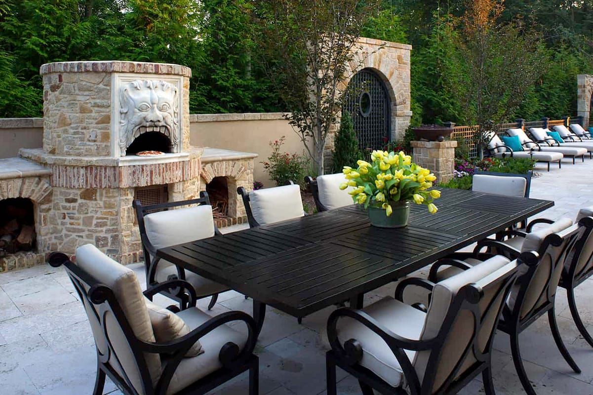 Elegant Outdoor Patio in Tuscan Style