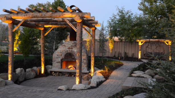 20 Outdoor Kitchens With Pizza Oven Ideas